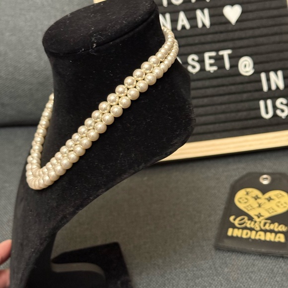 Pearl Necklace - Picture 9 of 15